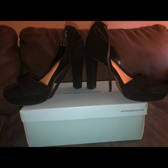 Vince camuto platform heels - Picture 2 of 5